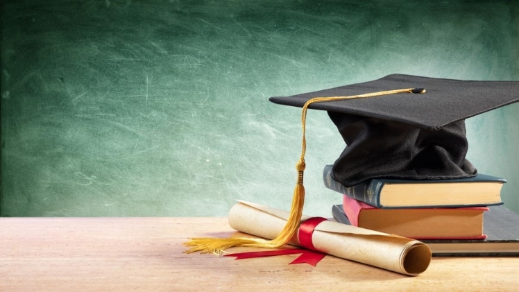 The Principles of Education: Guiding the Path to Knowledge and Personal Growth