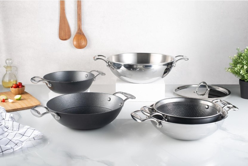 Which Is the Best Kadhai For Cooking?